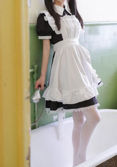 精品三级av