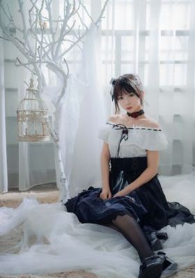 《屠宰呕吐娃娃》