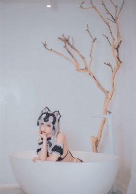 只是爱着你