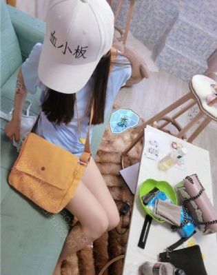 哪个少女不多情在线观看